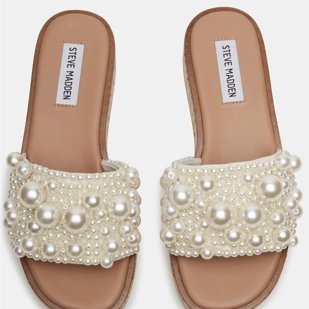 Steve Madden Cream Pearl Embellished Sandals